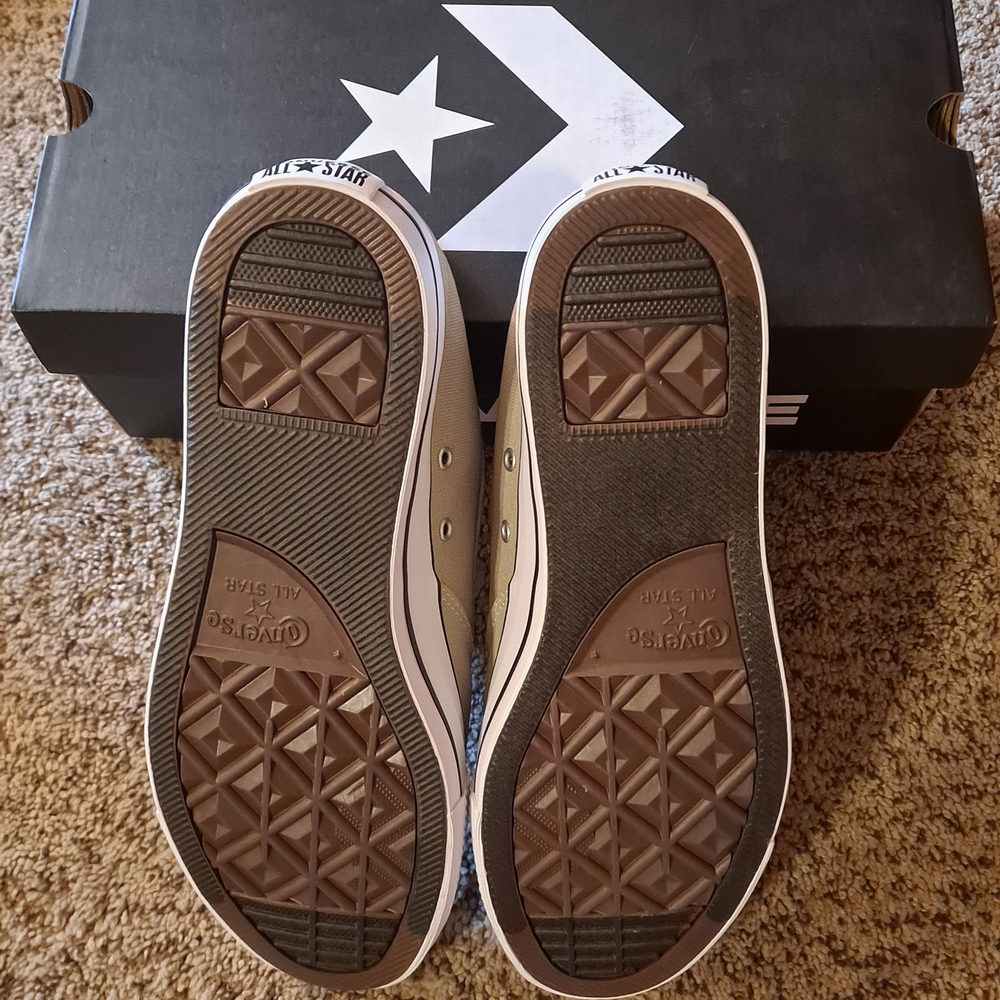 Chuck Taylor All Star Converse Men's Beige Canvas Sneakers Size 12 - Picture 7 of 8